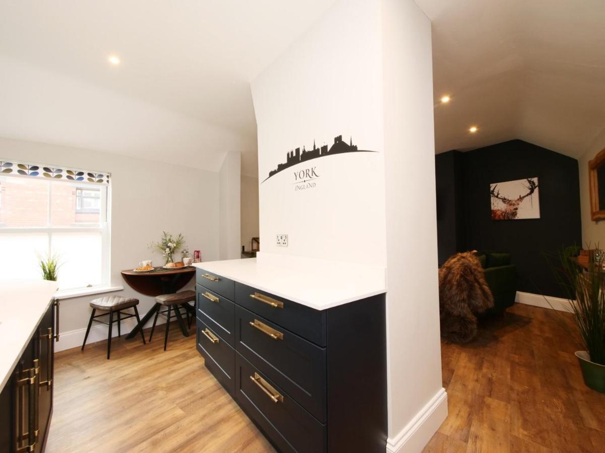 The Holgate Snug Apartment York Exterior foto